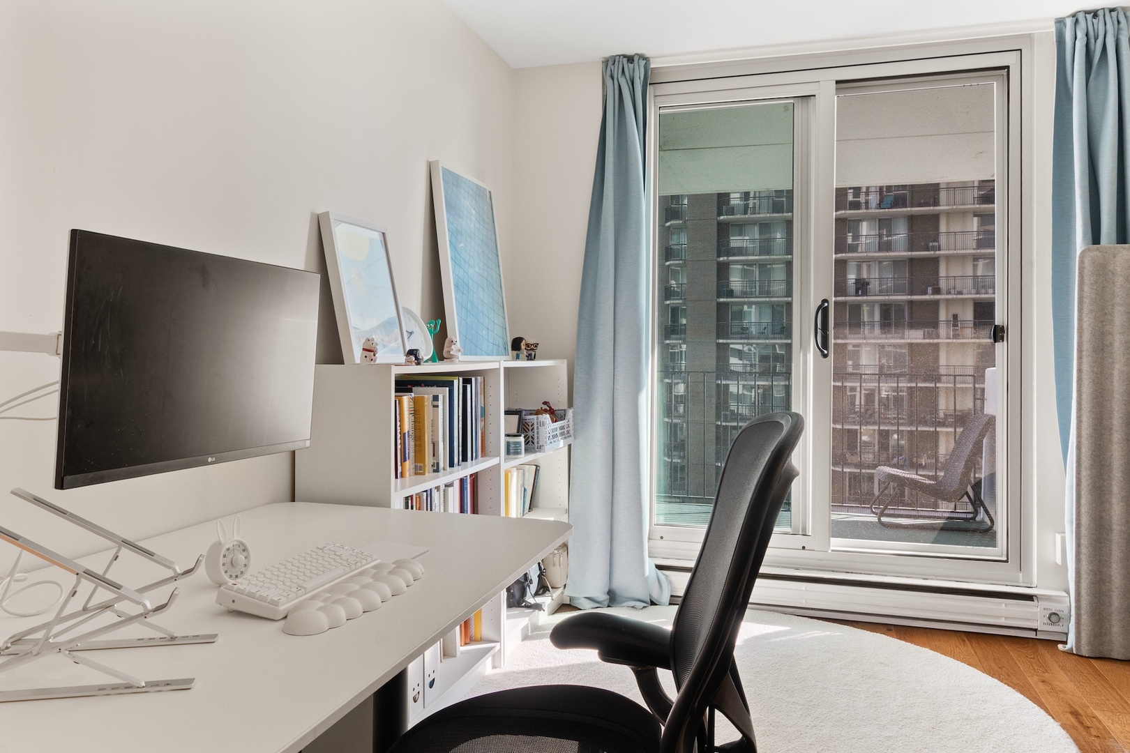 6033 N Sheridan Road Unit: 7C