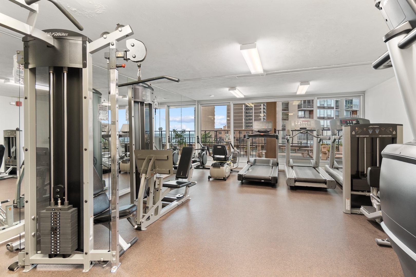 6033 N Sheridan Road Unit: 7C