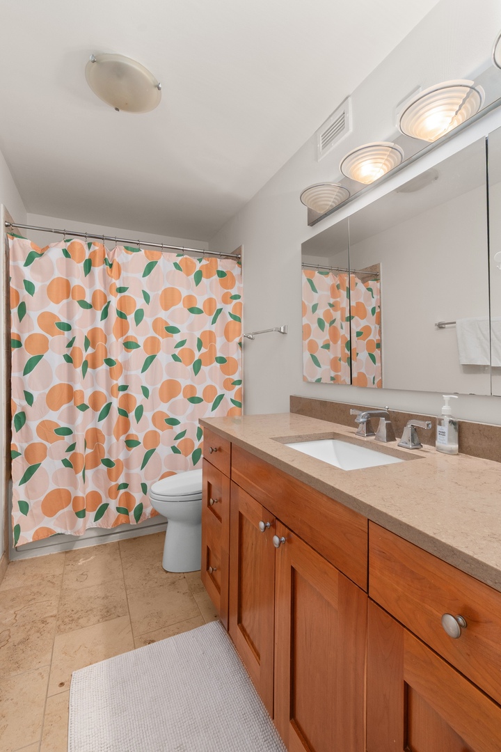 6033 N Sheridan Road Unit: 7C