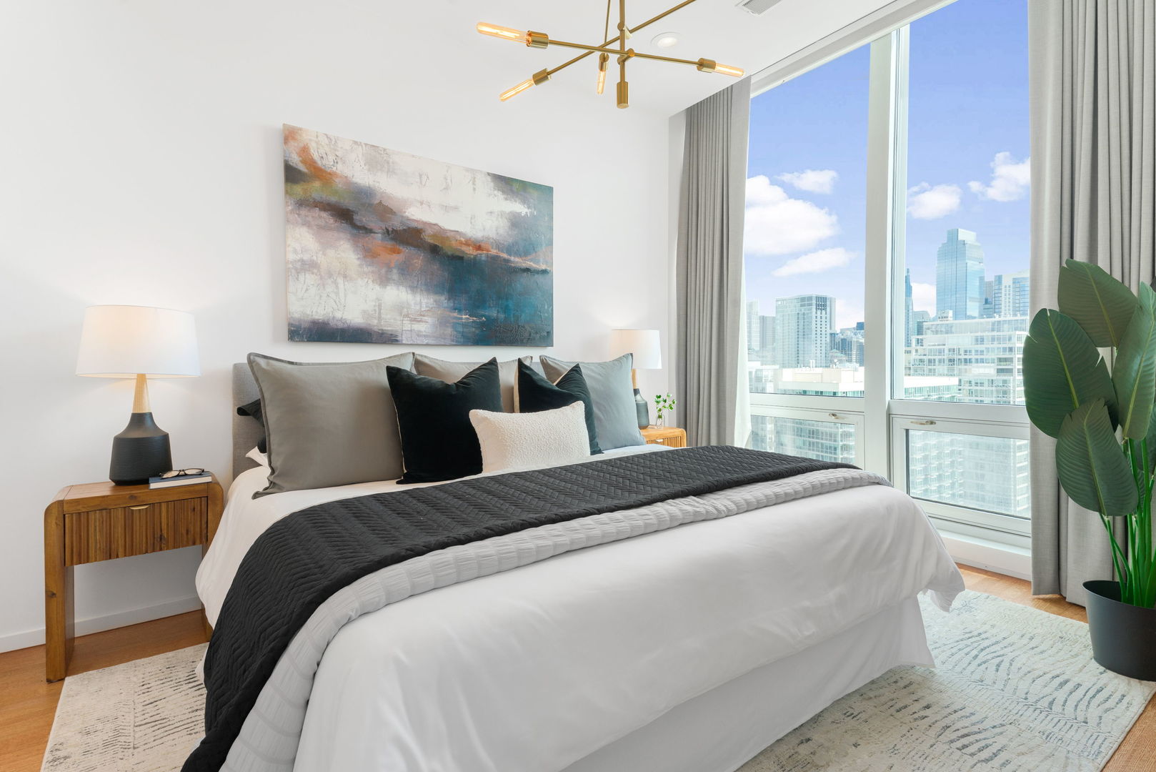 500 W Superior Street Unit: 1907