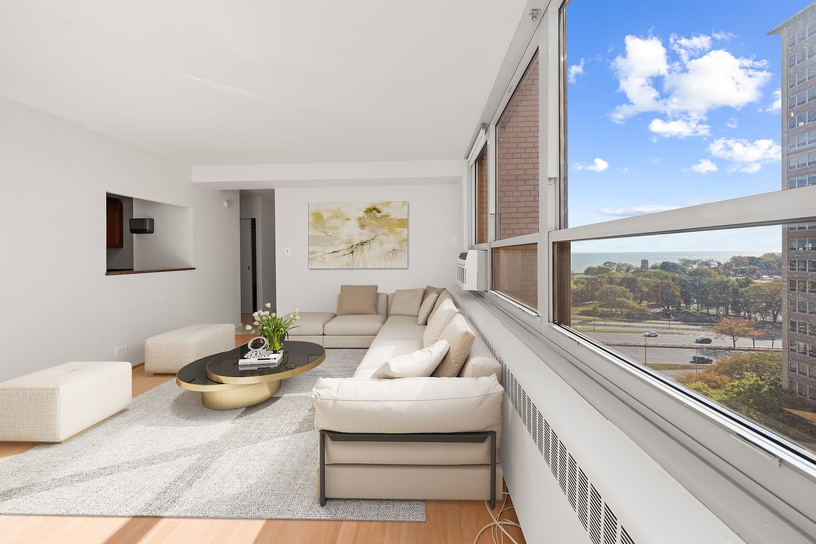 3950 N LAKE SHORE Drive Unit: 1303