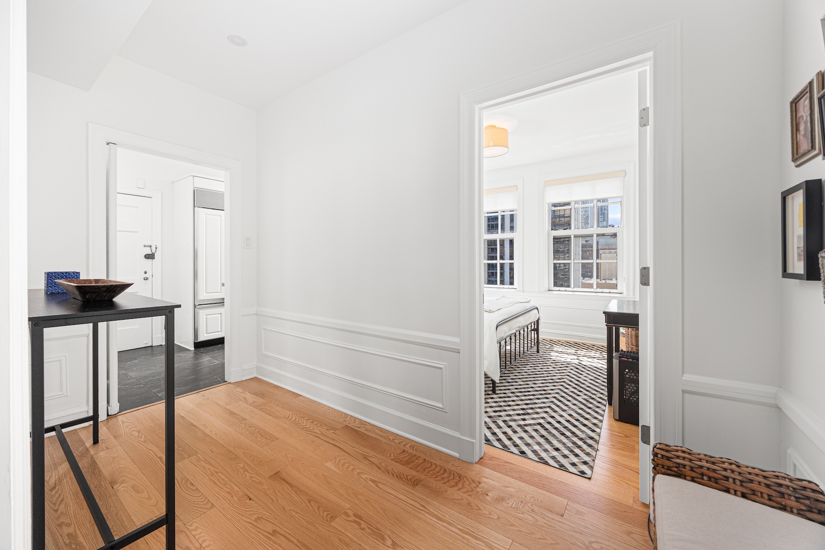 73 E Elm Street Unit: 11D