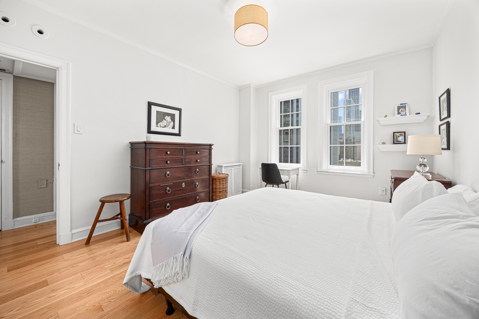 73 E Elm Street Unit: 11D