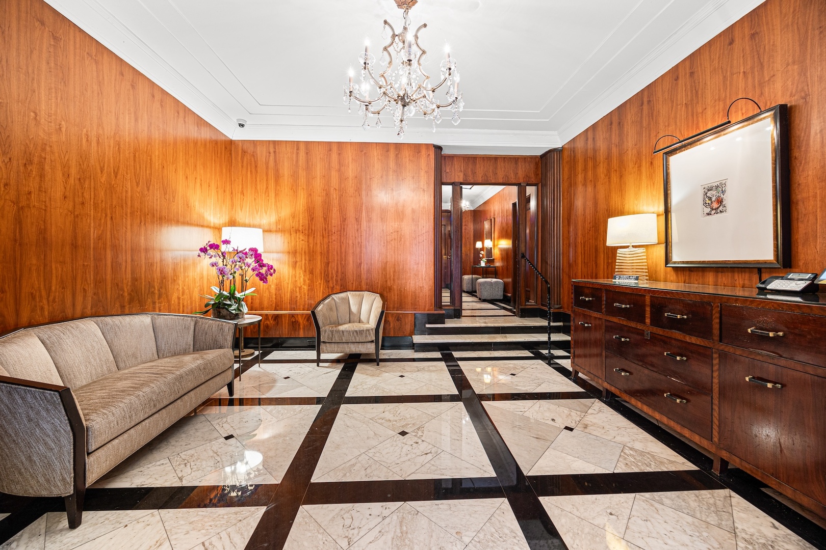 73 E Elm Street Unit: 11D