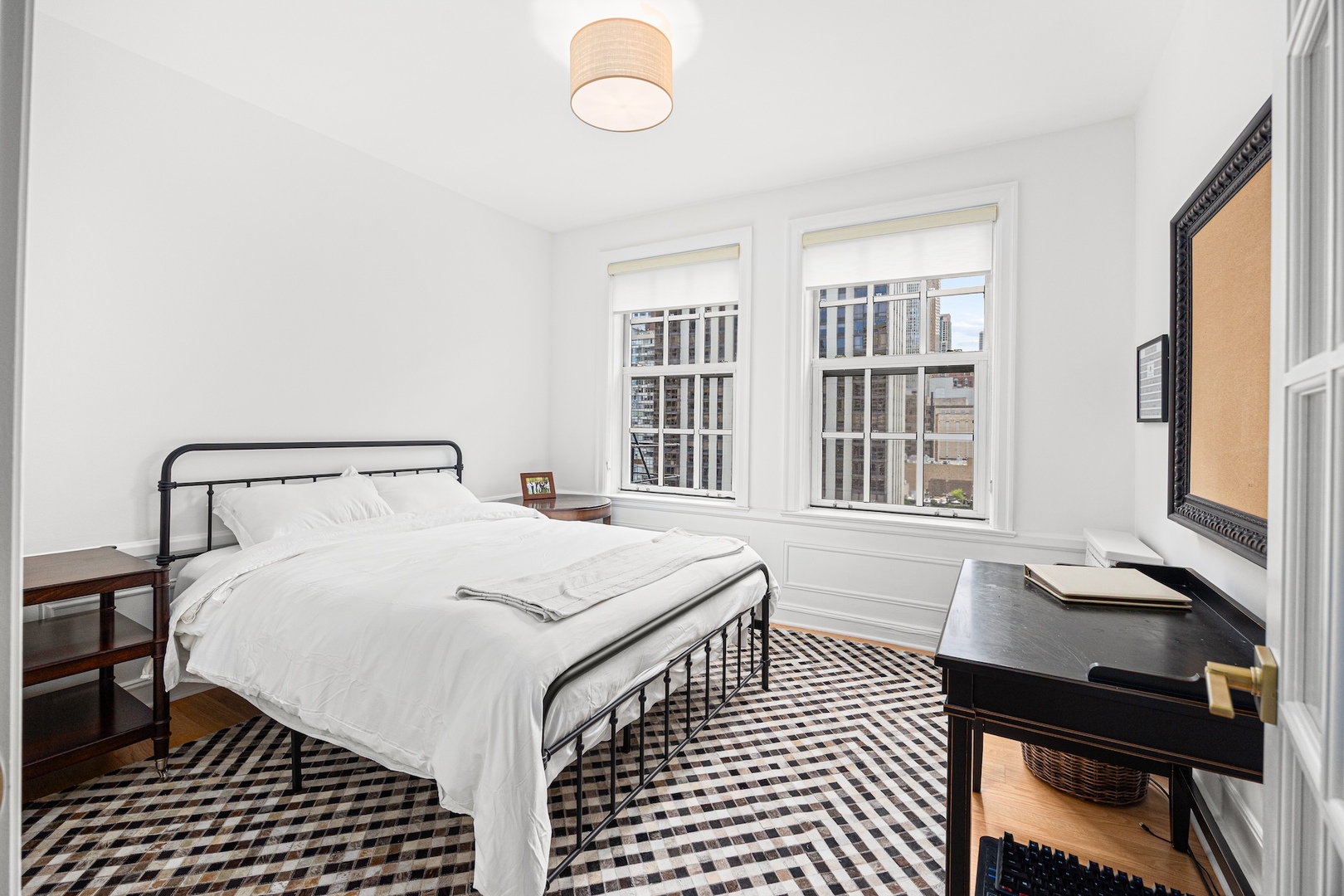 73 E Elm Street Unit: 11D