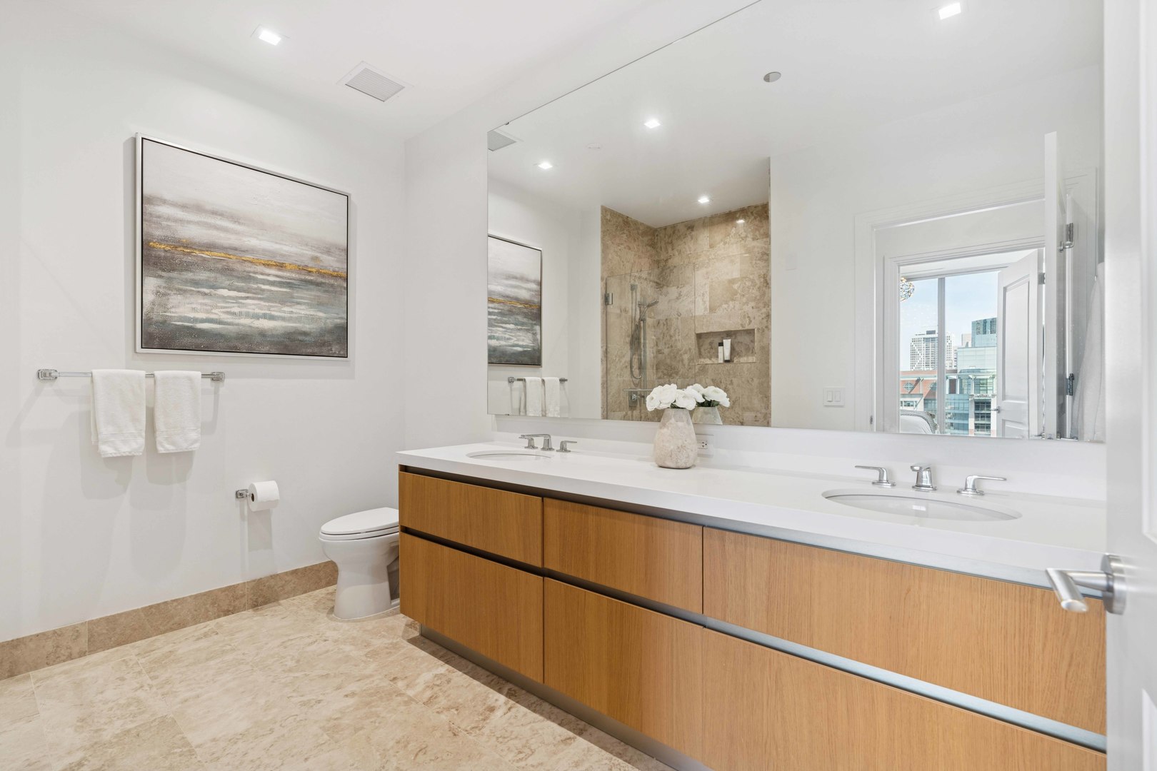 363 E Wacker Drive Unit: 2606