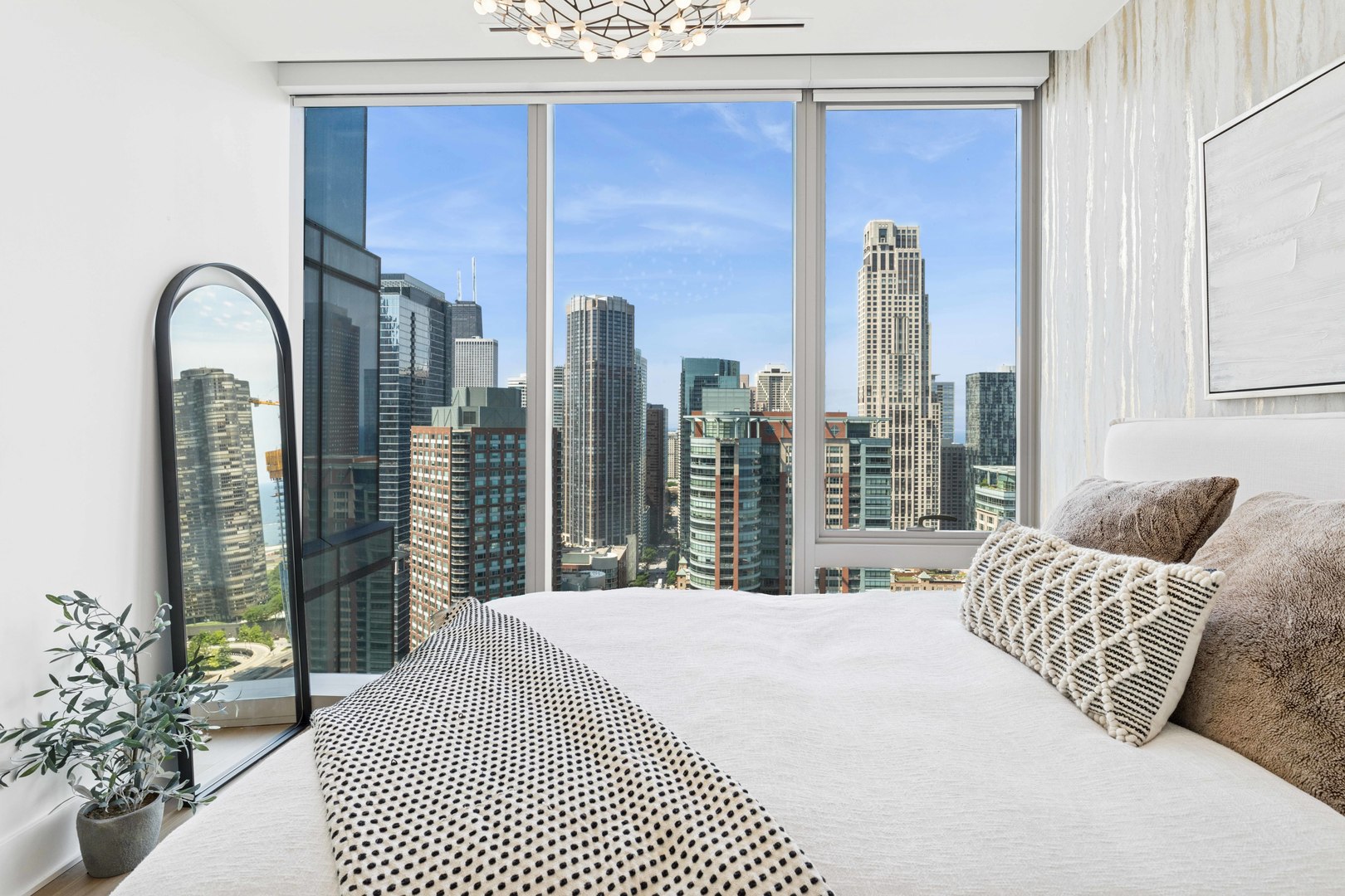 363 E Wacker Drive Unit: 2606