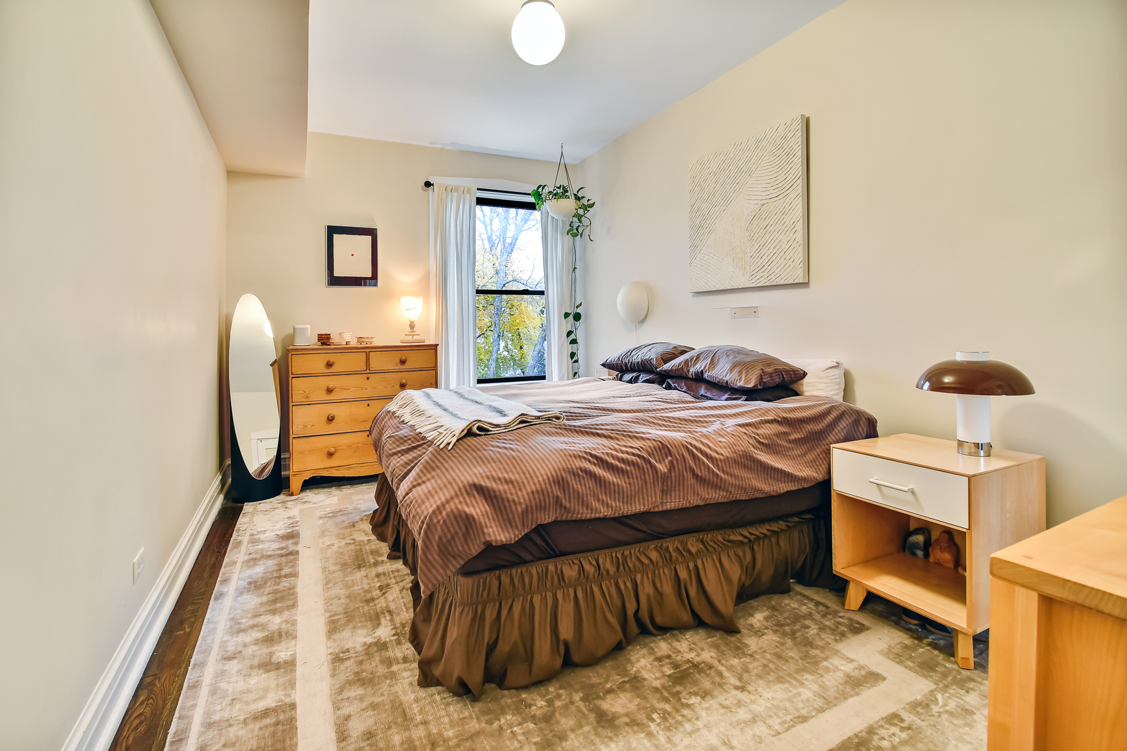 1447 W Warner Avenue Unit: 2W