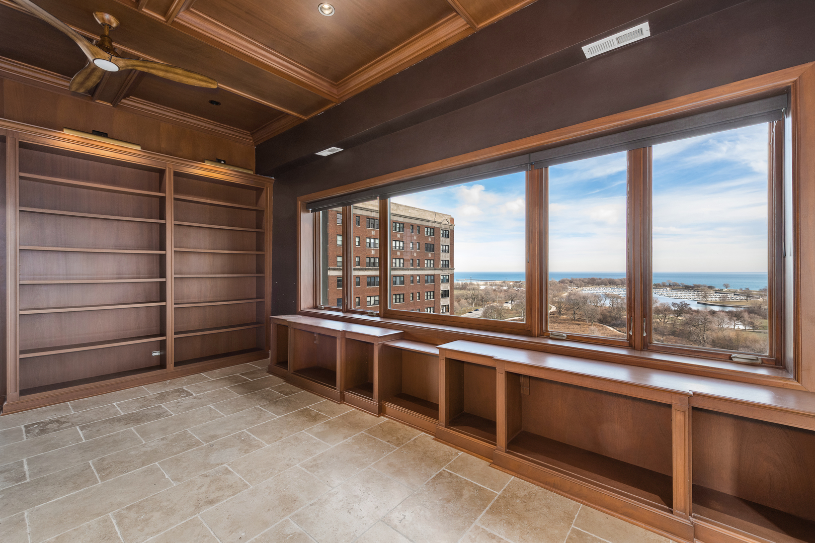 707 W Junior Terrace Unit: PH-12