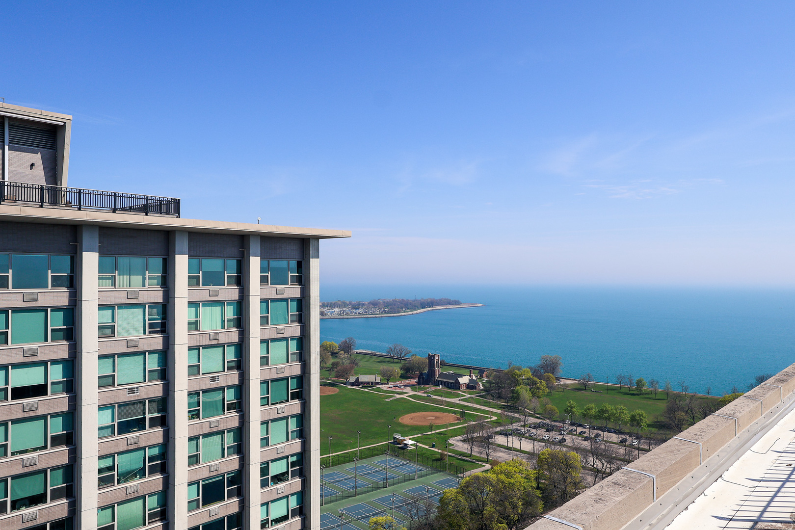 3550 N Lake Shore Drive Unit: 2615