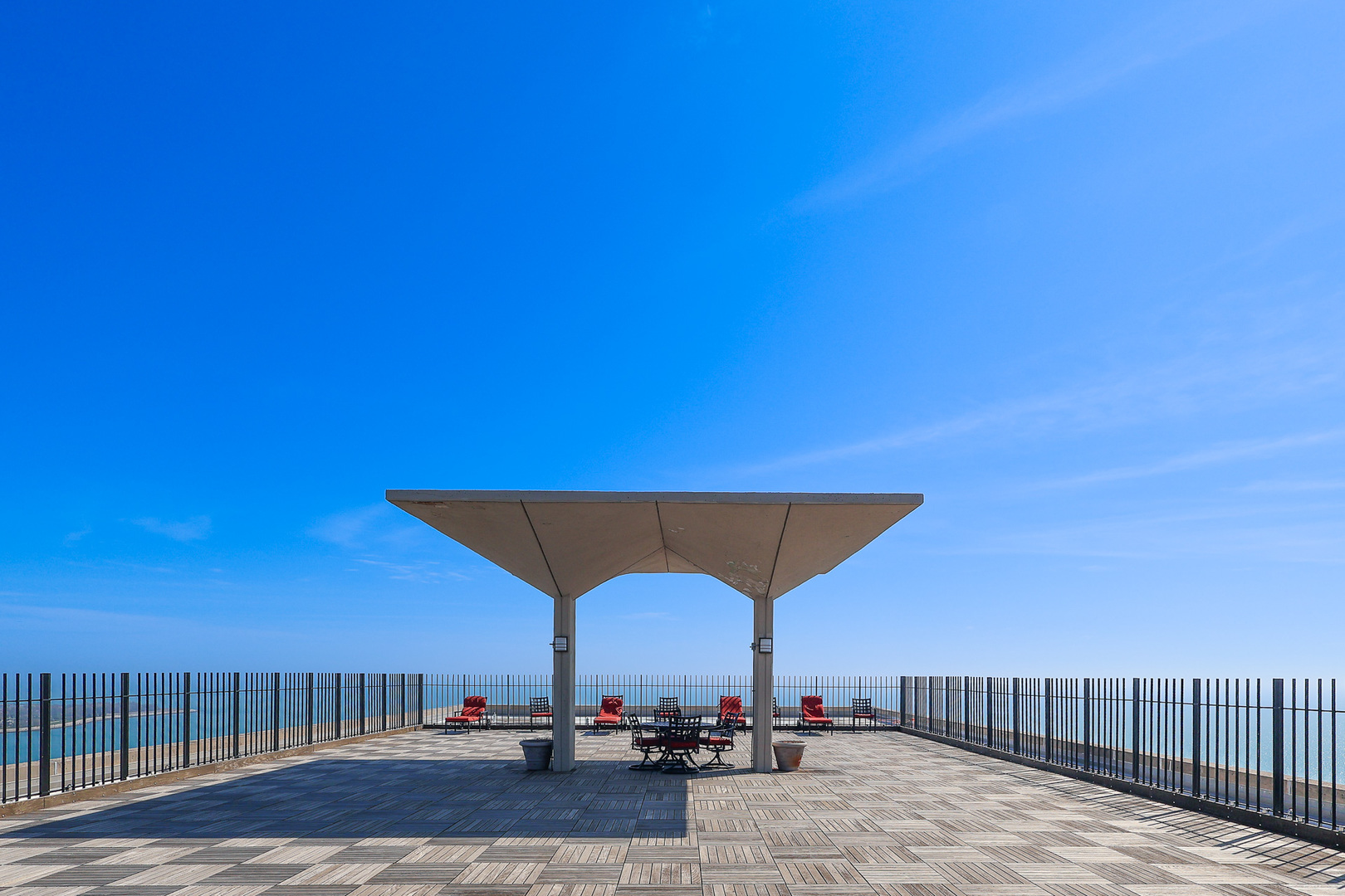 3550 N Lake Shore Drive Unit: 2615