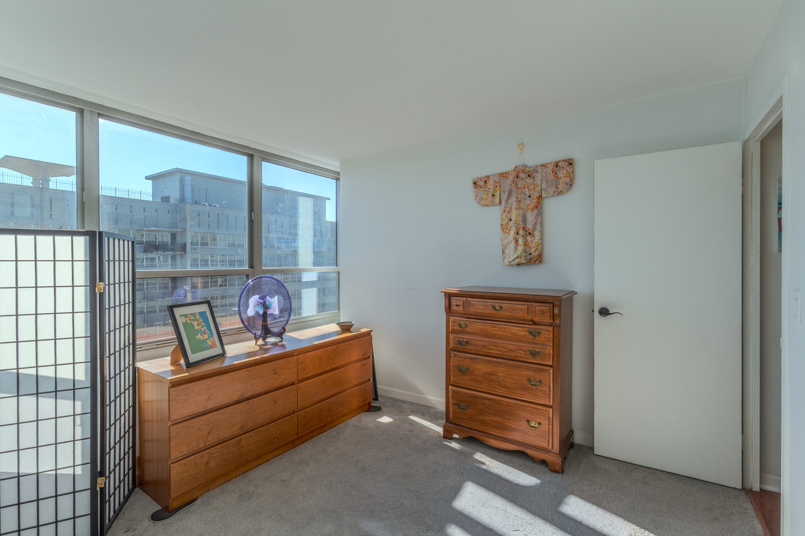 3550 N Lake Shore Drive Unit: 2615