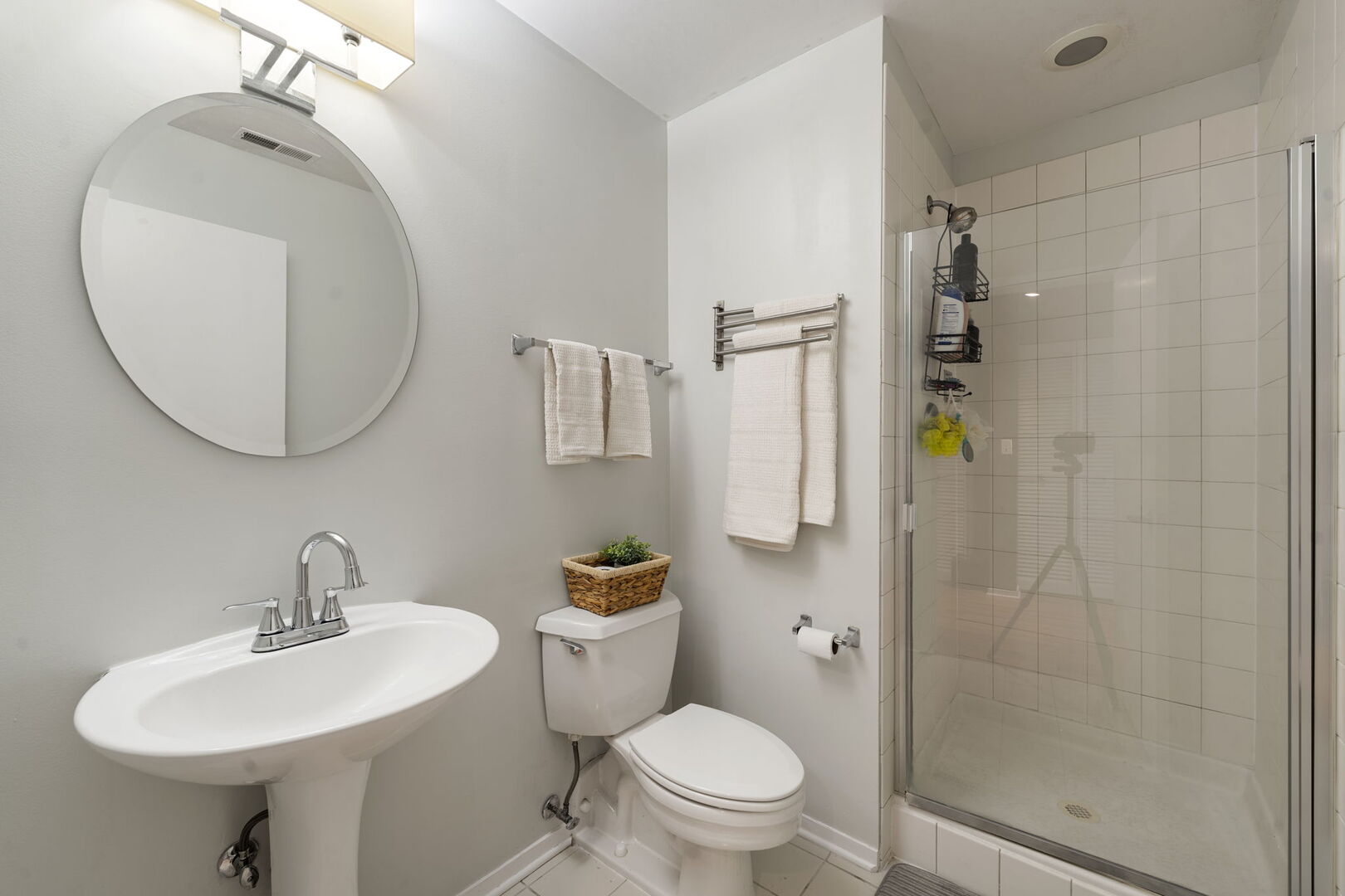 2911 N Western Avenue Unit: 513