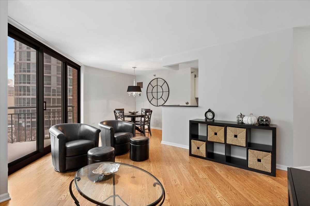 480 N McClurg Court Unit: 1219