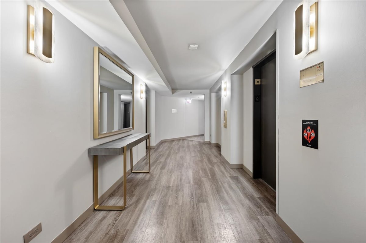 480 N McClurg Court Unit: 1219