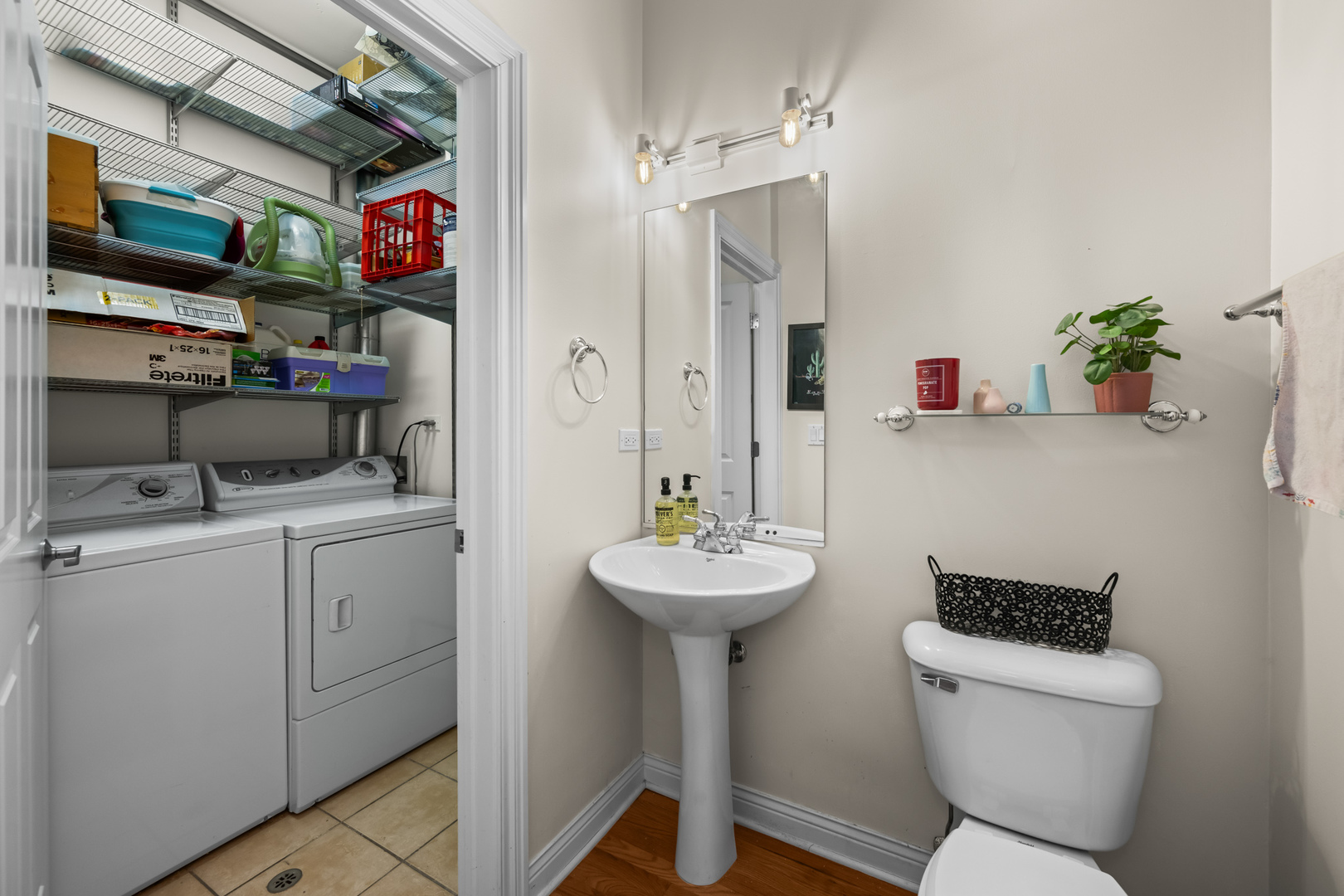 4700 N WESTERN Avenue Unit: 4B