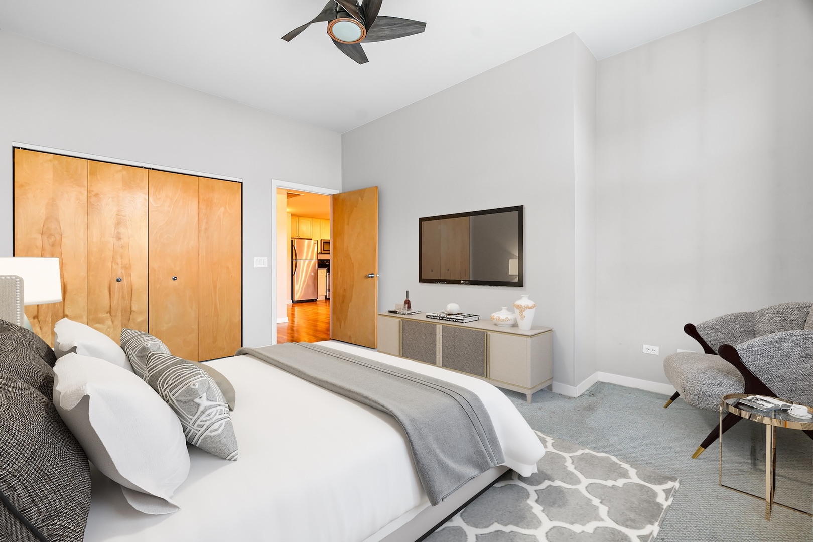 1910 S State Street Unit: 305