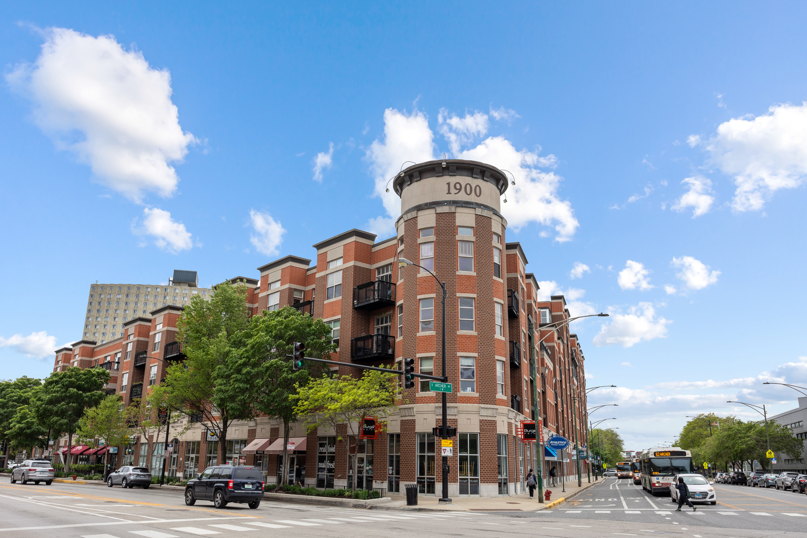 1910 S State Street Unit: 305