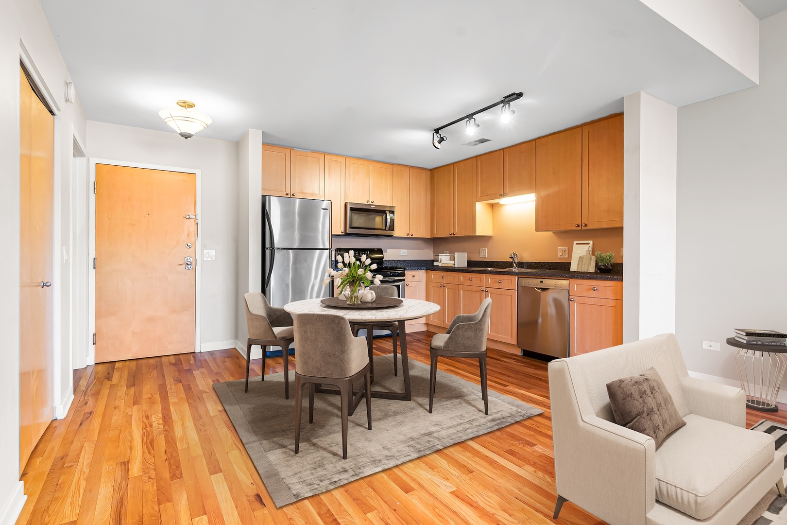 1910 S State Street Unit: 305