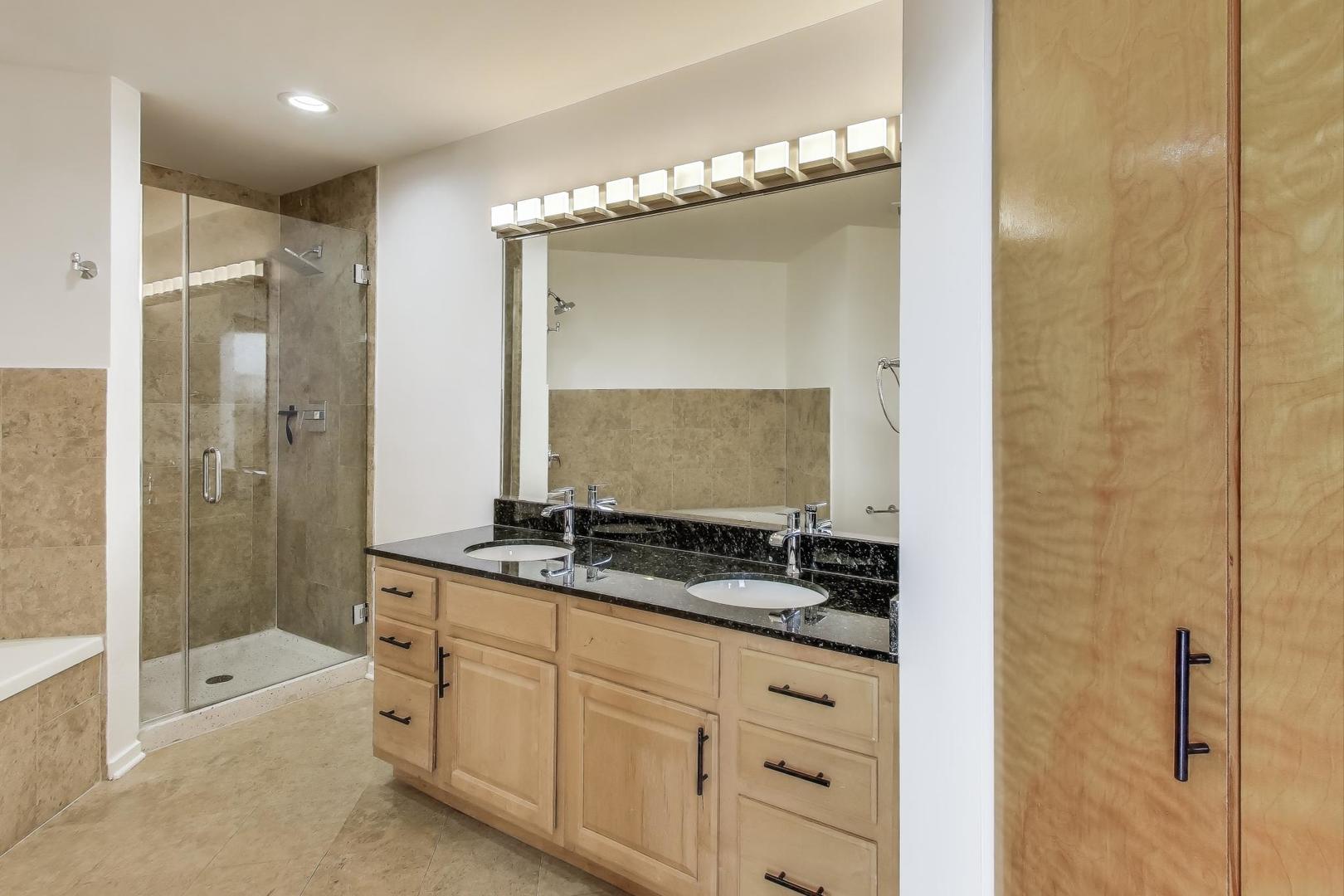 2310 S Canal Street Unit: 401