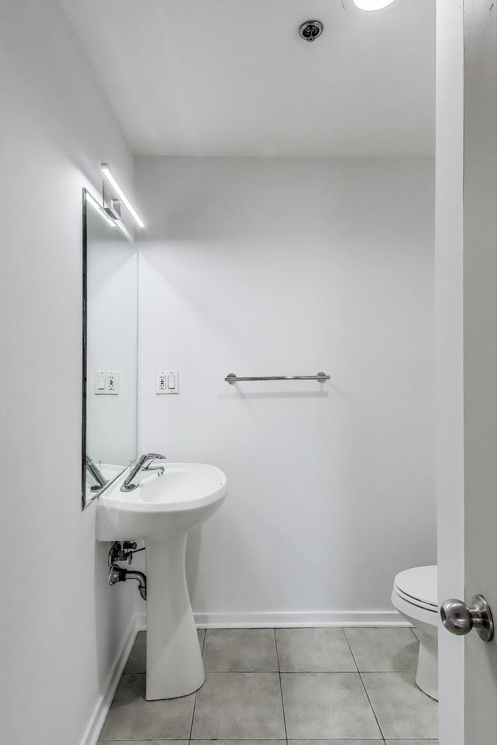 2310 S Canal Street Unit: 401