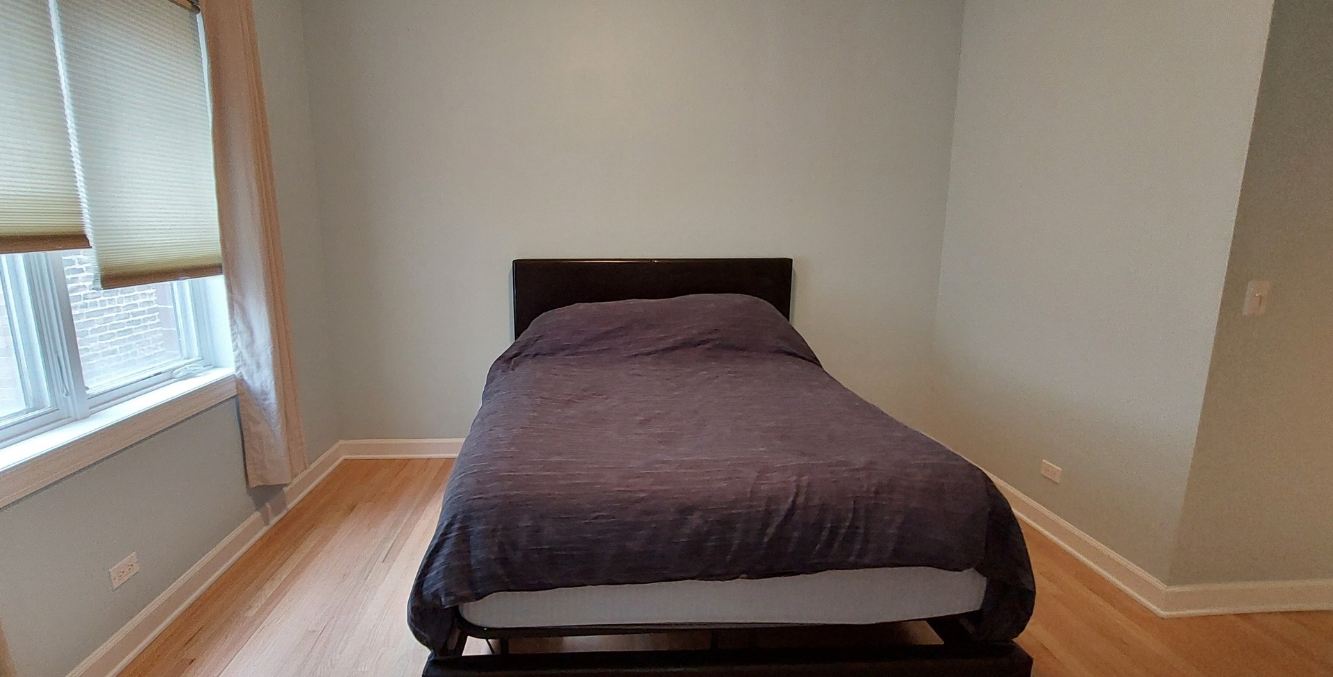 663 W Barry Avenue Unit: 2A