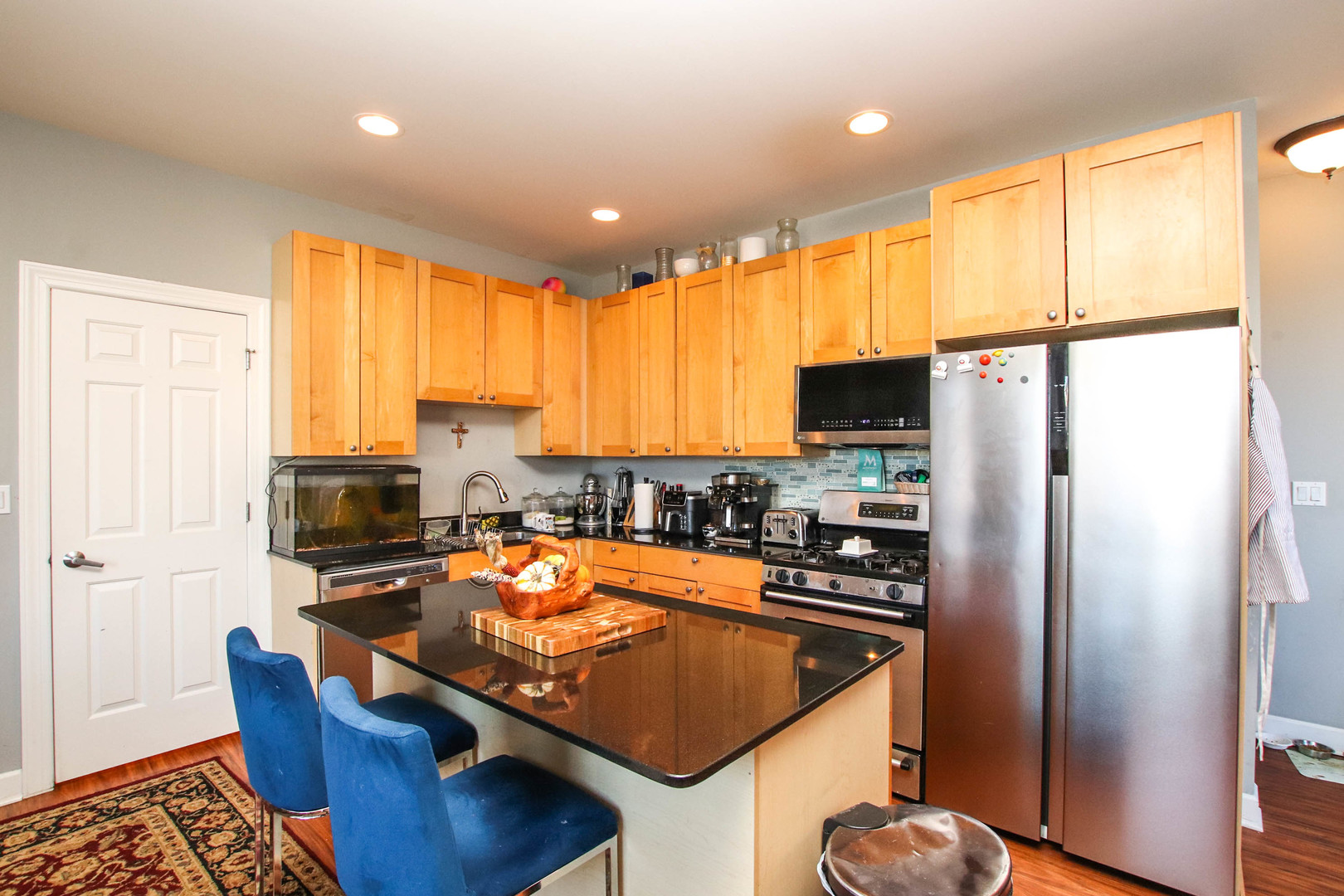 838 N Racine Avenue Unit: 302