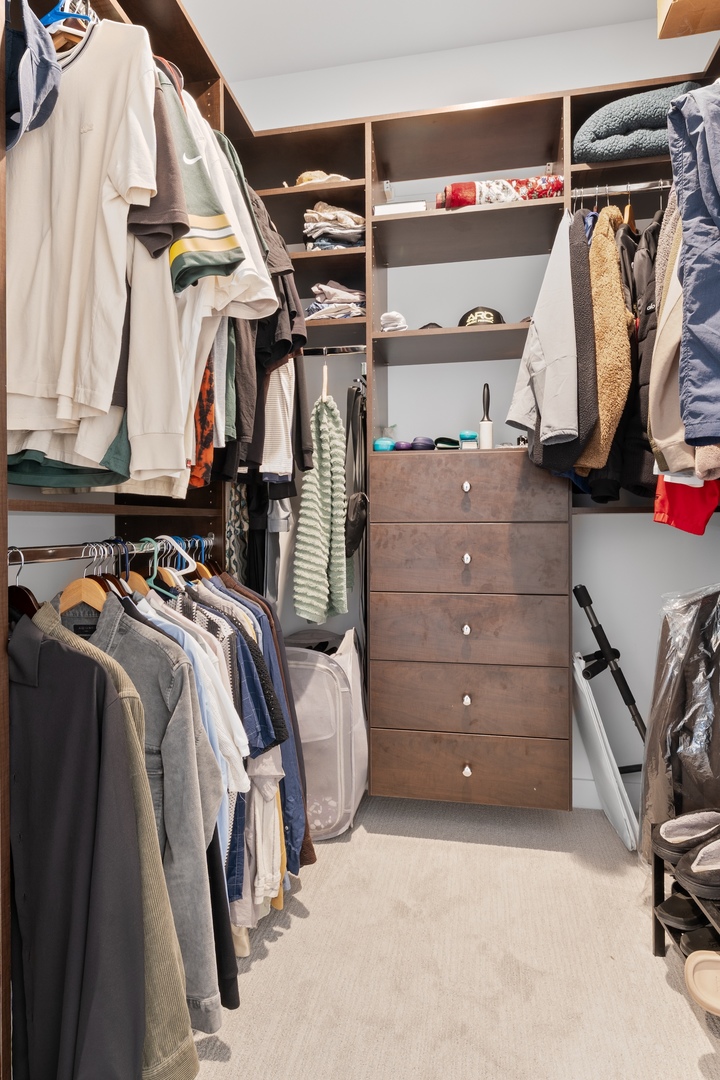 150 W Superior Street Unit: 802