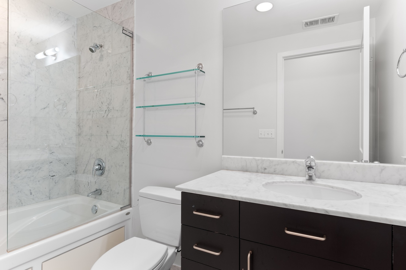 150 W Superior Street Unit: 802