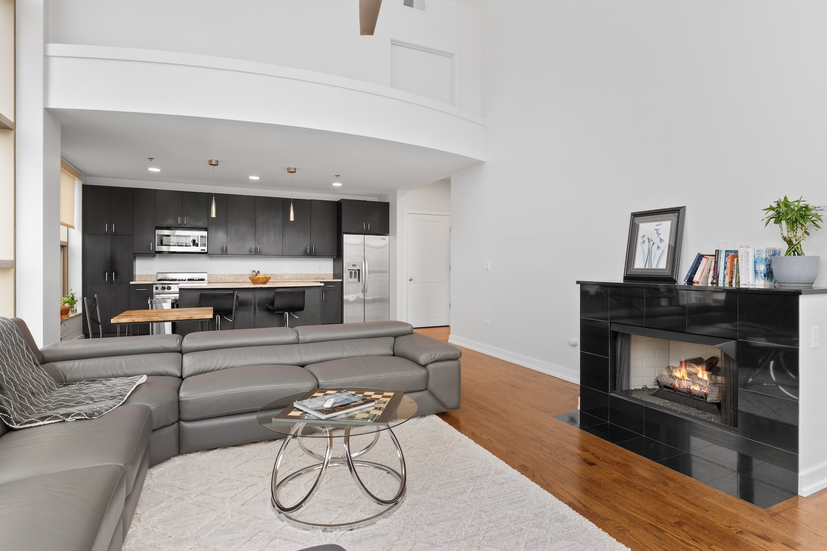 150 W Superior Street Unit: 802