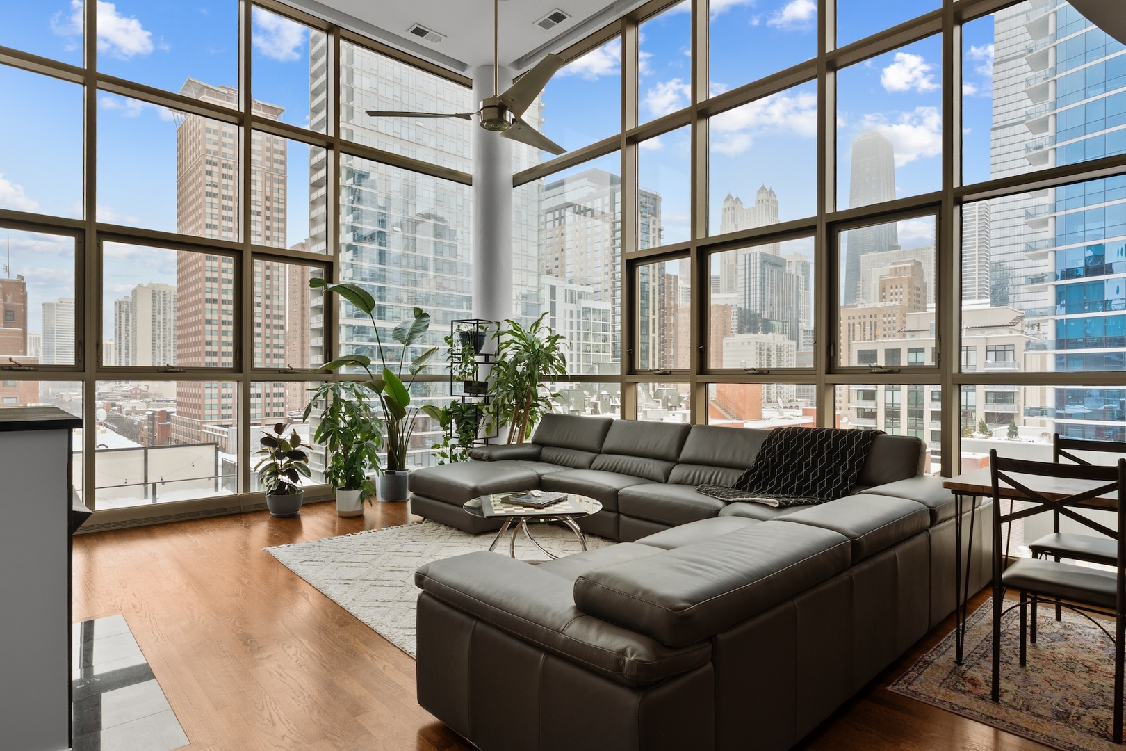 150 W Superior Street Unit: 802