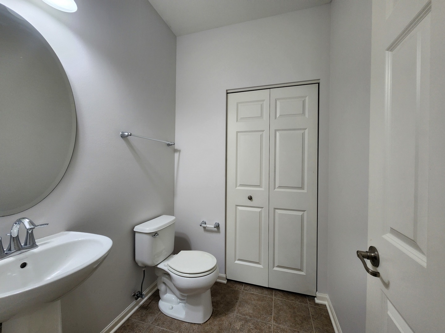 208 W HYDE Street Unit: 0