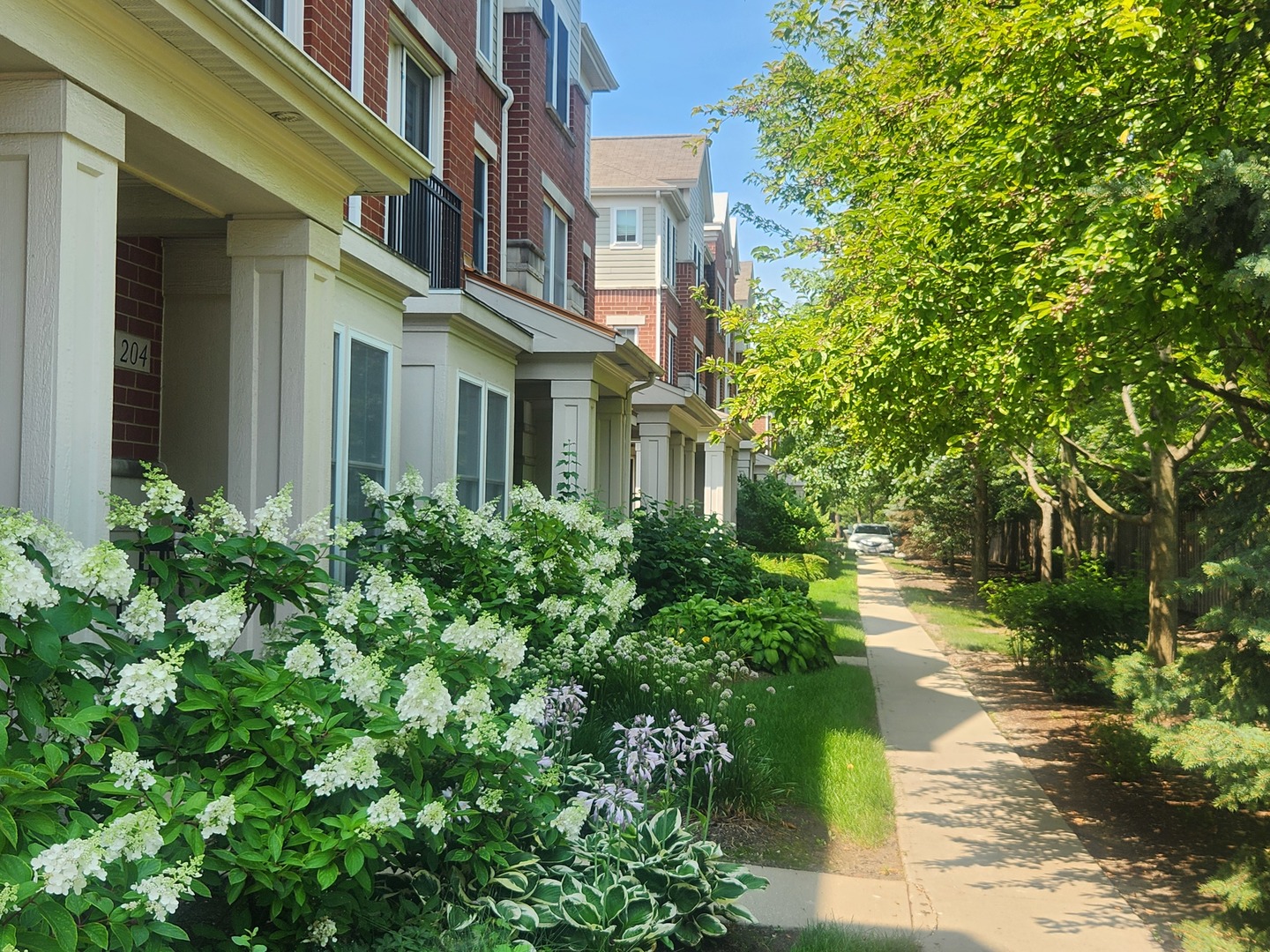 208 W HYDE Street Unit: 0