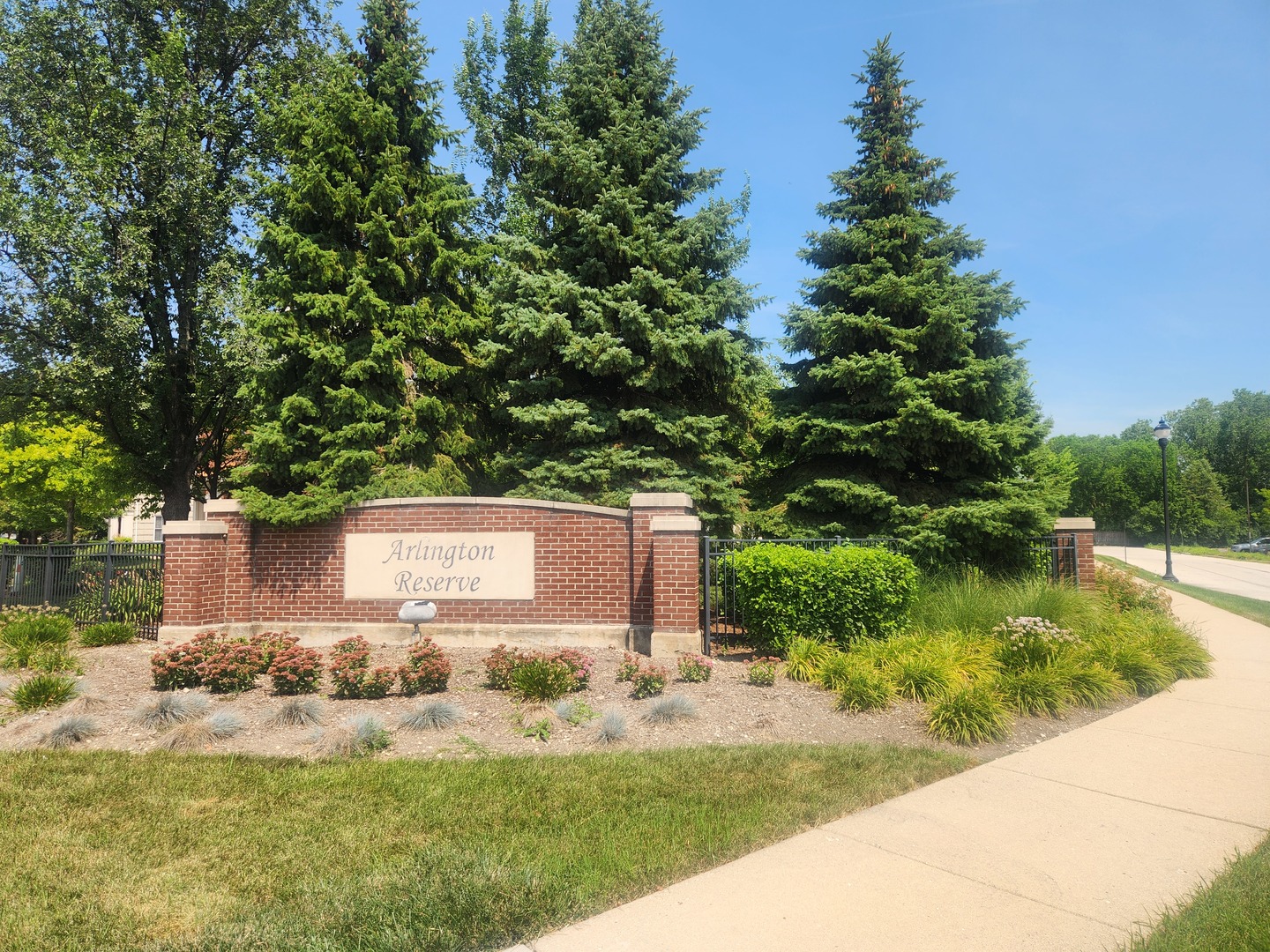 208 W HYDE Street Unit: 0