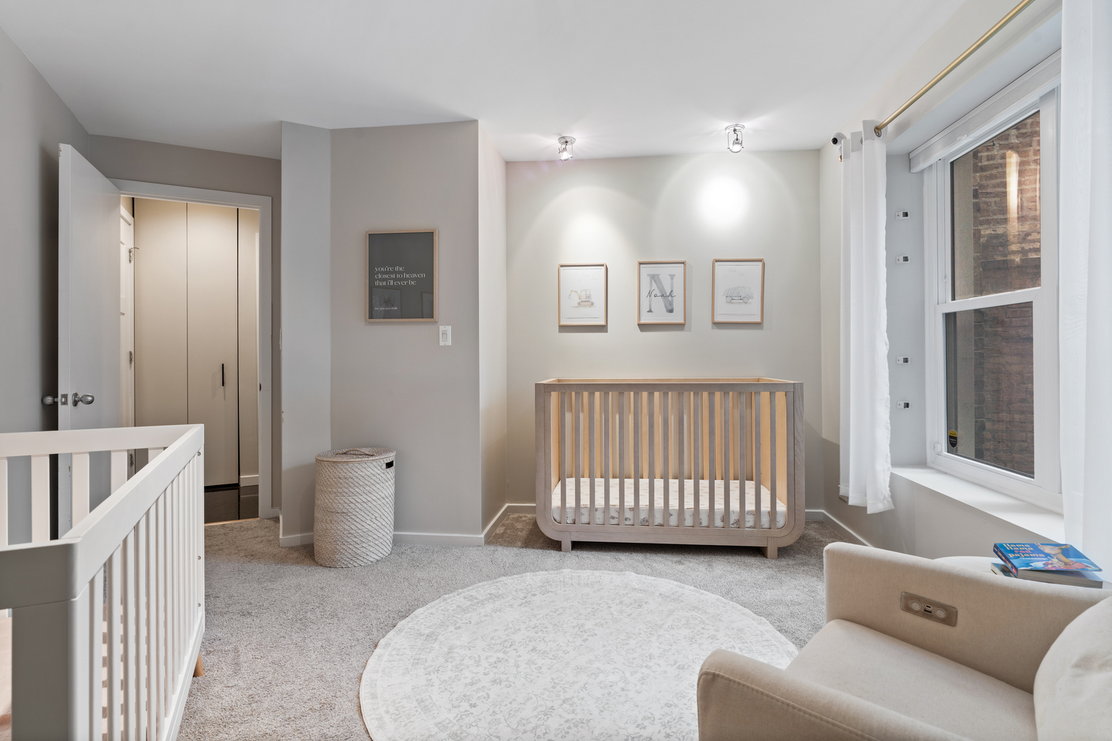 2828 N Talman Avenue Unit: R