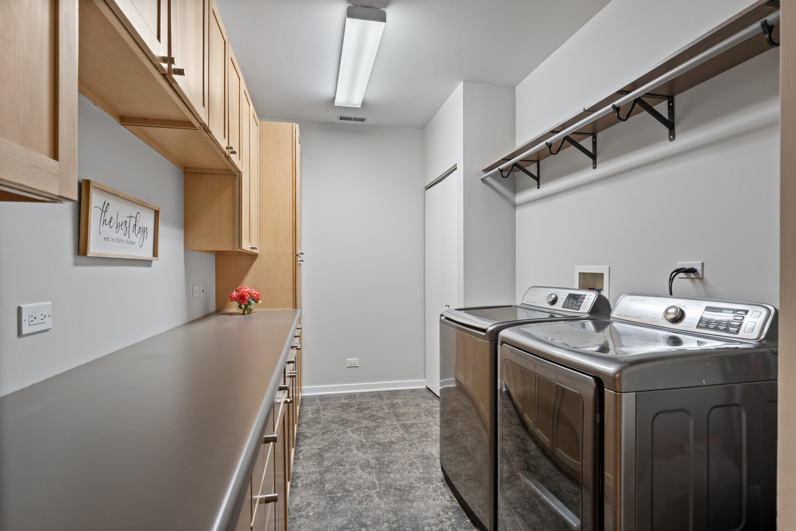 2828 N Talman Avenue Unit: R