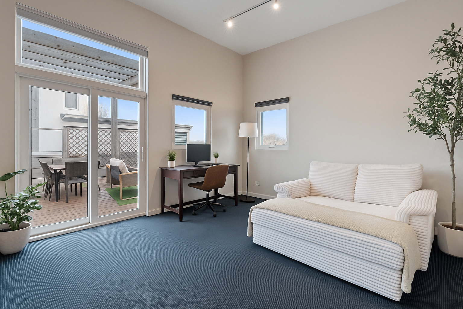 2828 N Talman Avenue Unit: R