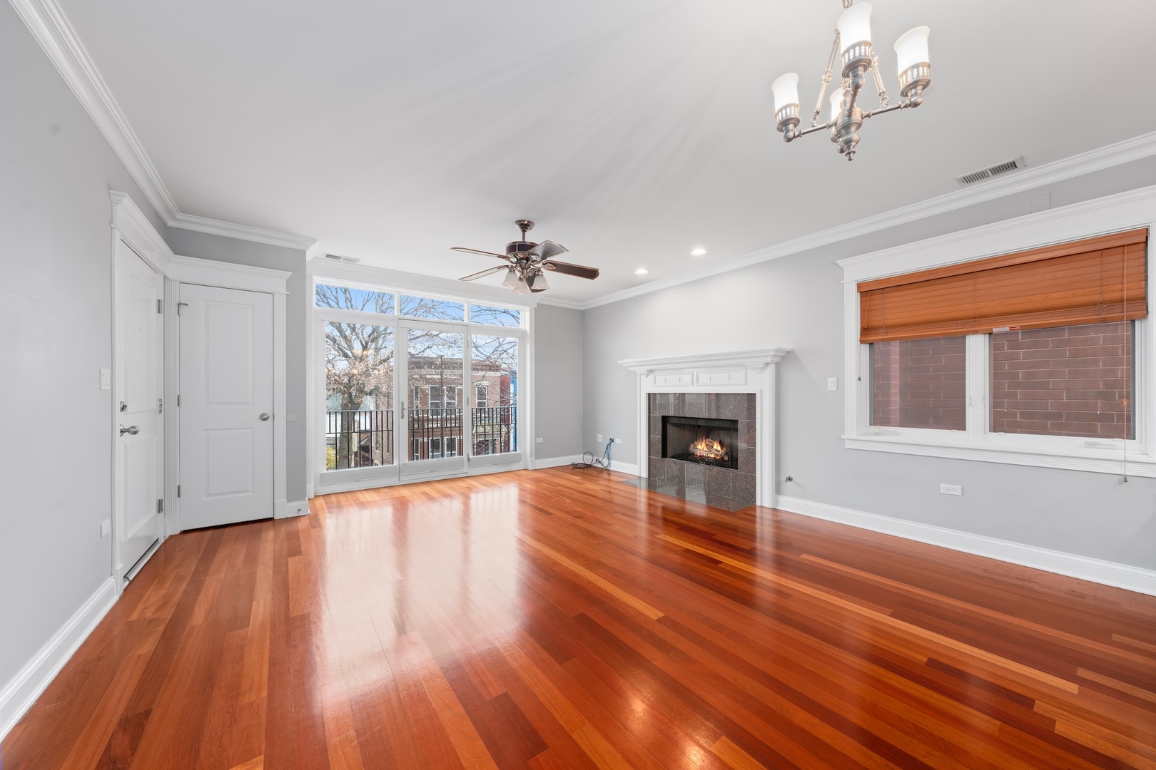 2244 W Belmont Avenue Unit: 3W