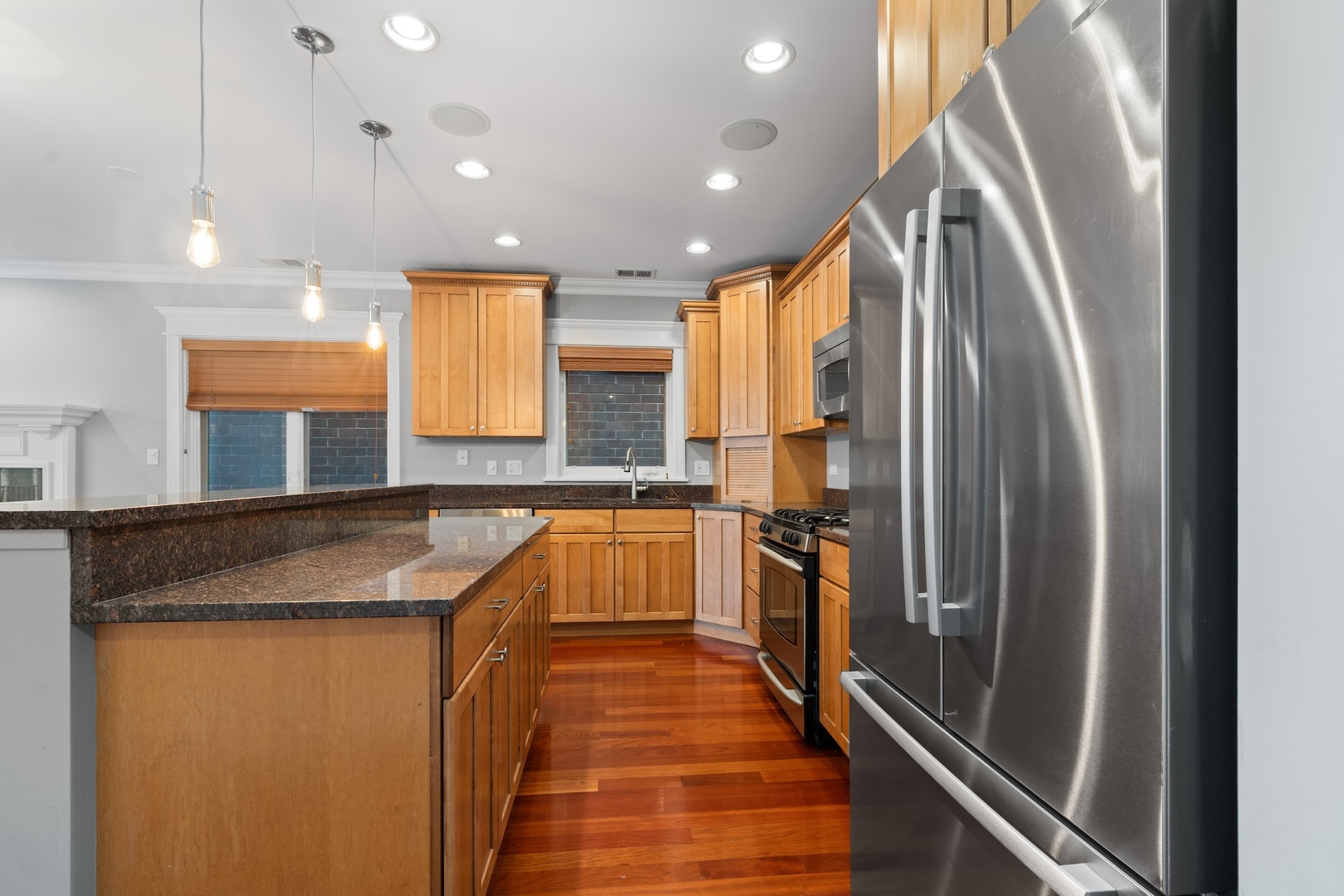 2244 W Belmont Avenue Unit: 3W