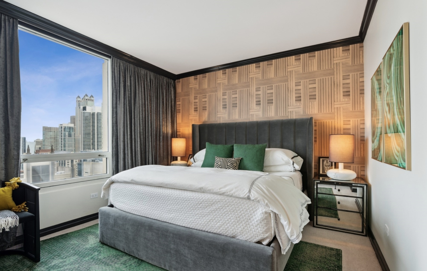 33 W ONTARIO Street Unit: 34EN