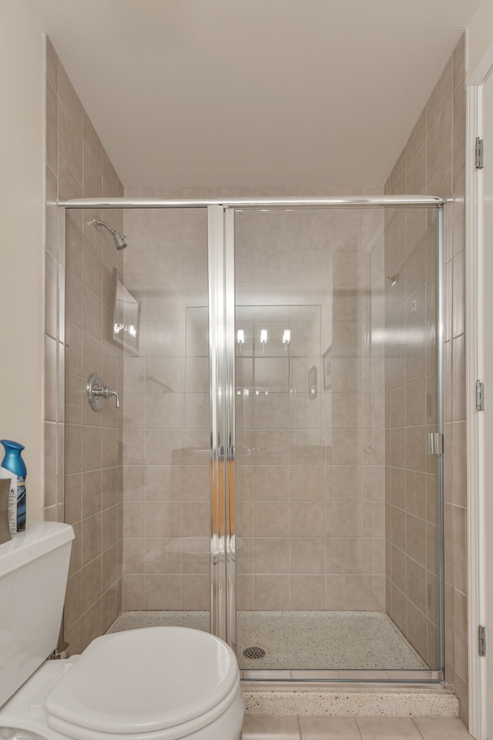 125 E 13TH Street Unit: 1002