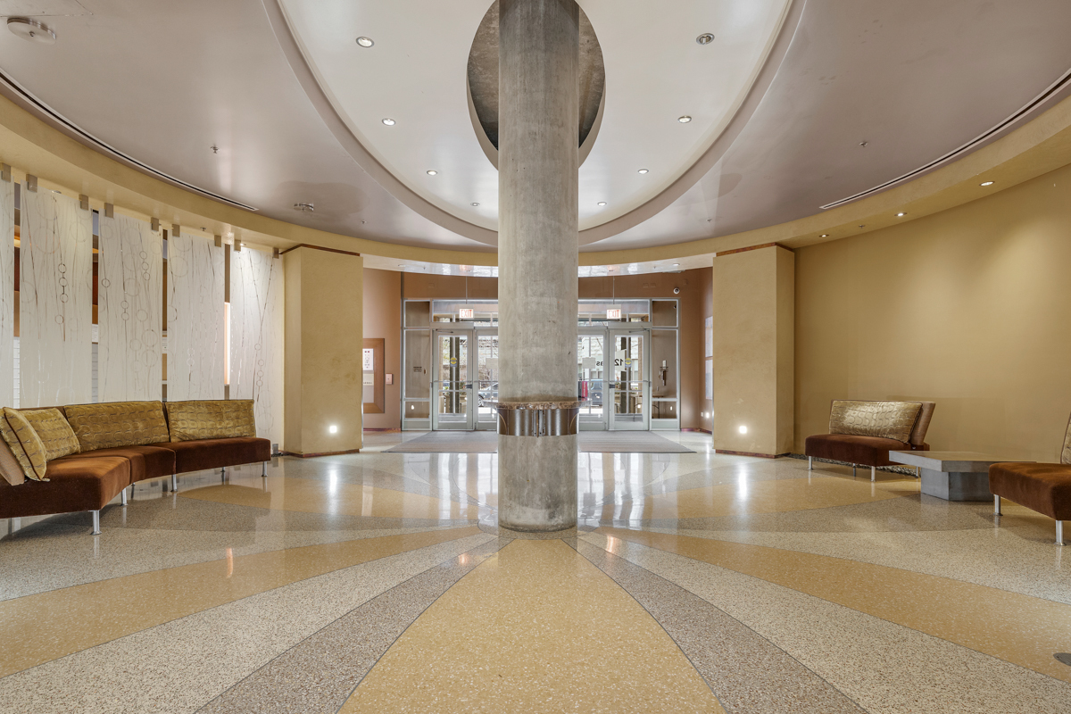 125 E 13TH Street Unit: 1002