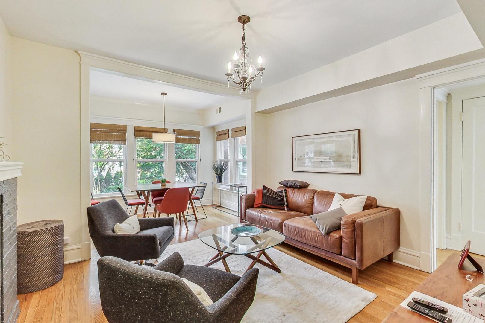 733 W Buckingham Place Unit: 13