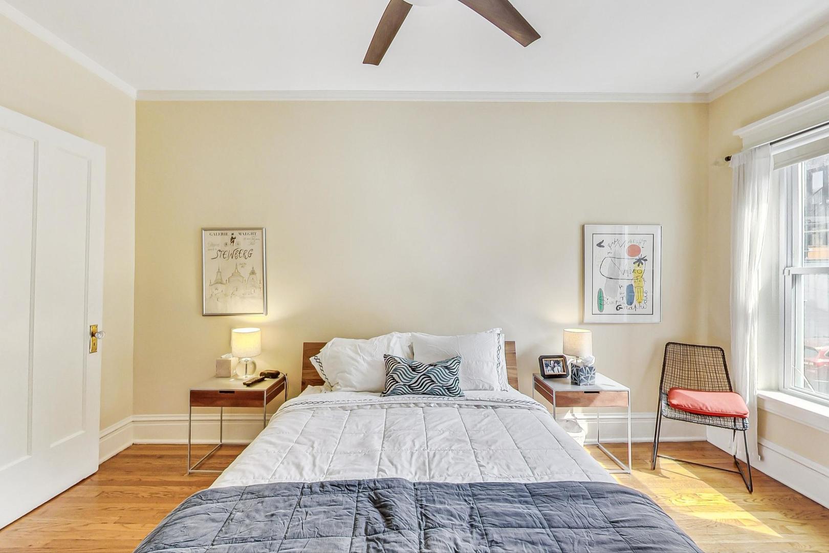 733 W Buckingham Place Unit: 13