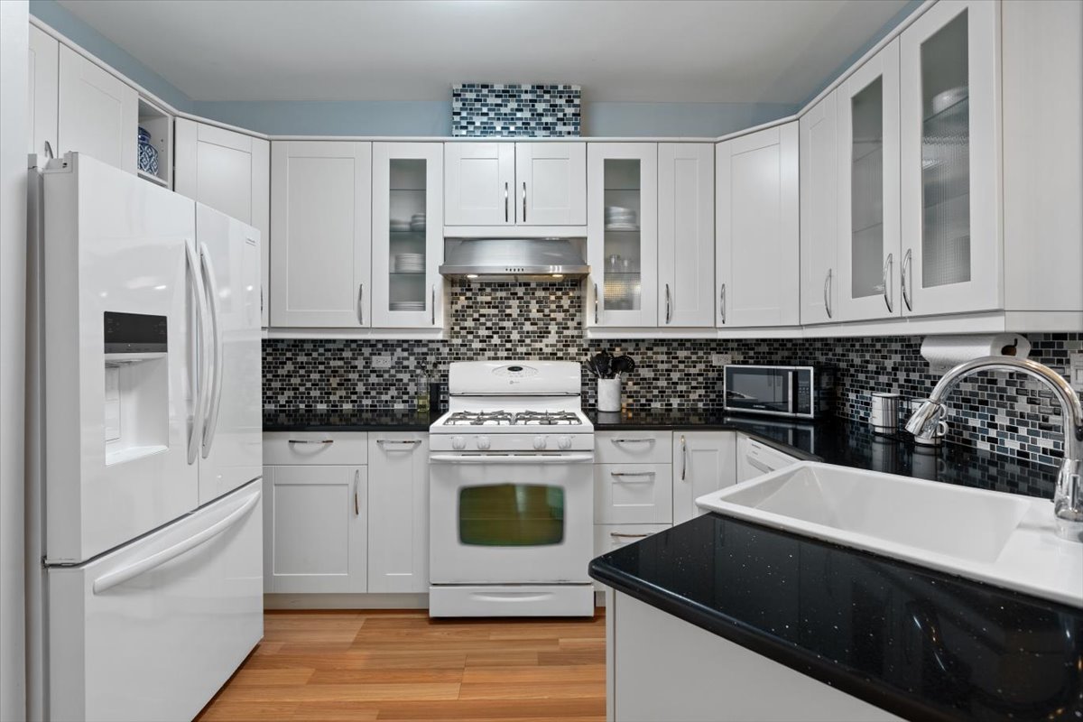 56 W Briarwood Drive