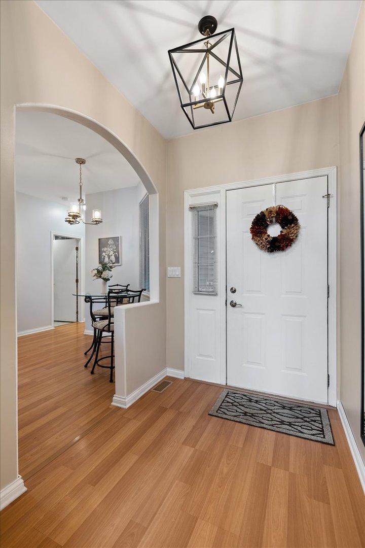 56 W Briarwood Drive