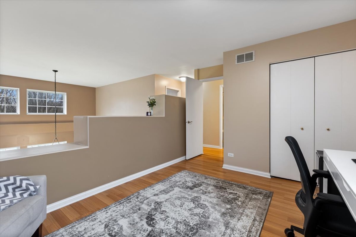 56 W Briarwood Drive