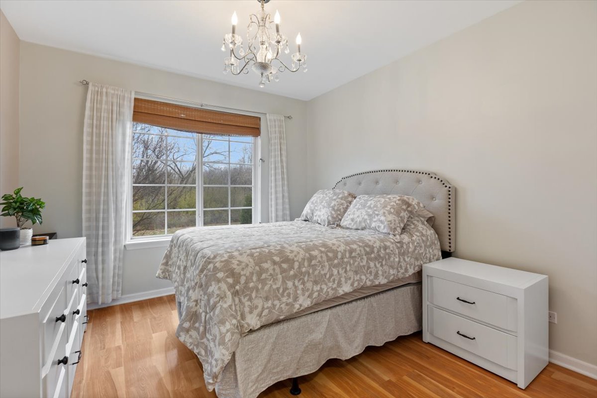 56 W Briarwood Drive