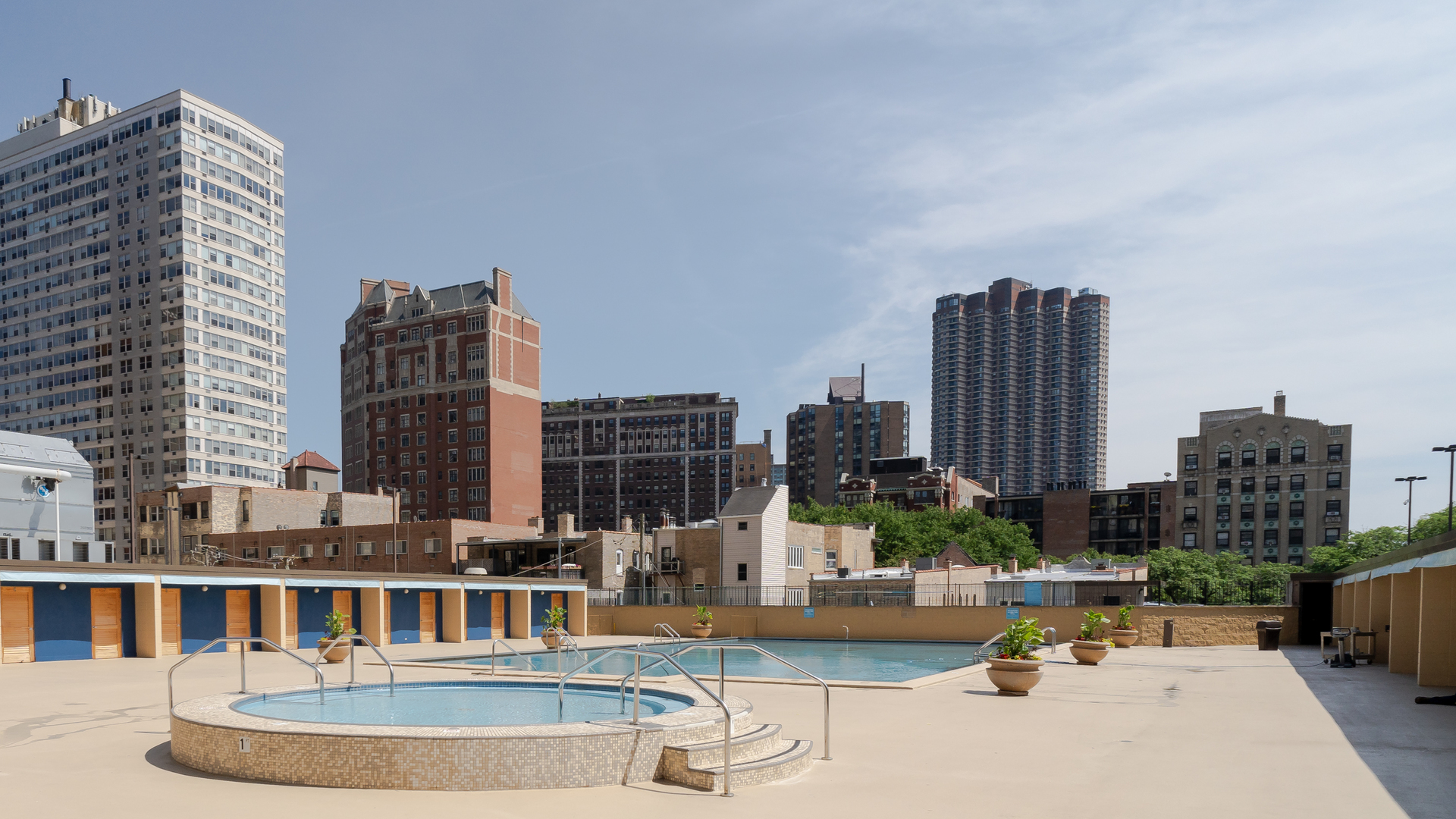 655 W IRVING PARK Road Unit: 5202
