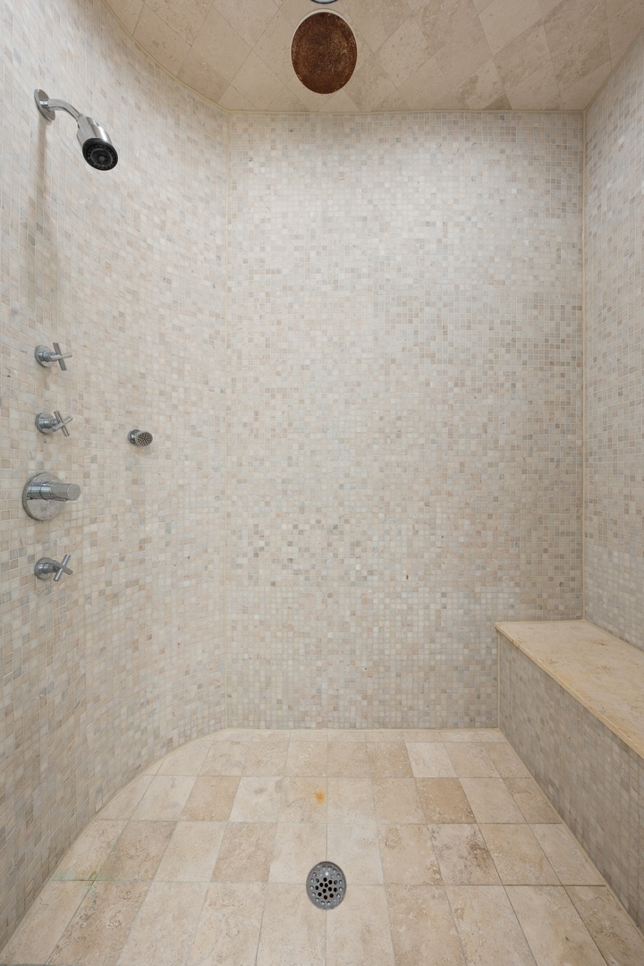 600 N Kingsbury Street Unit: 506